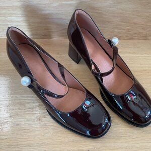 New high heel leather shoes